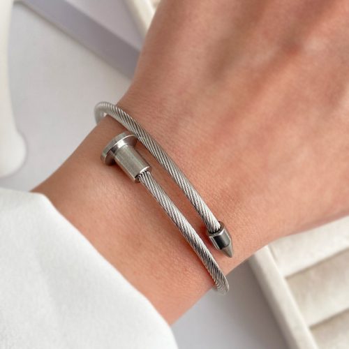 دستبند کابلی طرح میخ نقره ای استیل