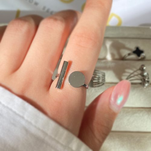 انگشتر هندسی استوانه و دایره استیل نقره‌ای دخترانه