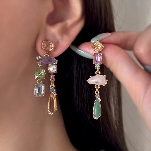 گوشواره نگین های سنگی رنگارنگ