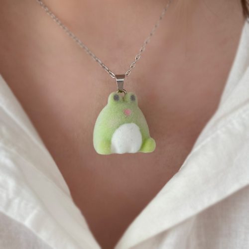 گردنبند قورباقه ی سبز مخملی فانتزی