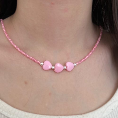 گردنبند مرورارید و قلب صورتی