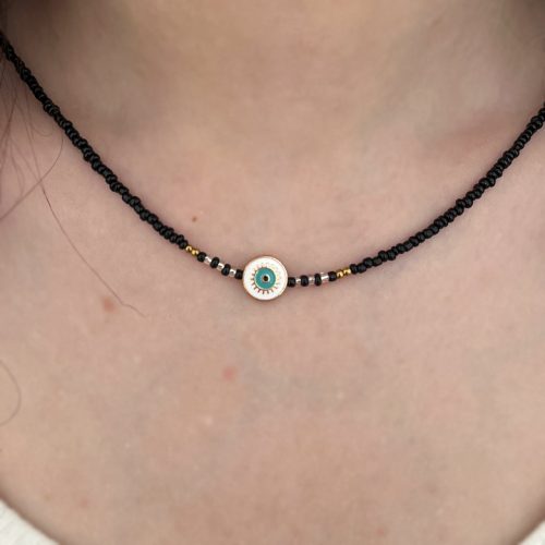 گردنبند منجوقی مشکی با پلاک چشم سبز