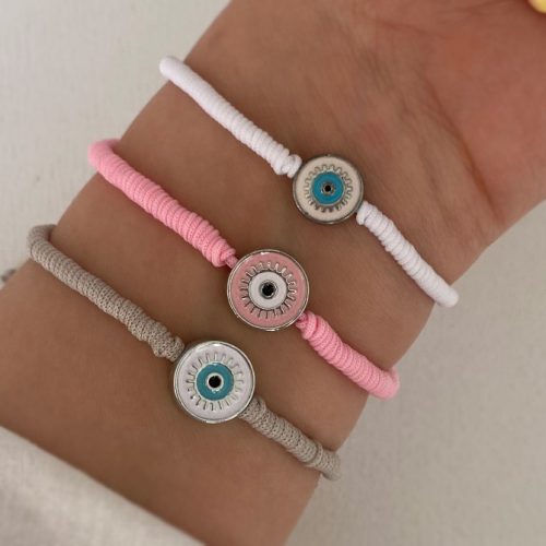دستبند نخی با پلاک چشم در سه رنگ سفید صورتی خاکی