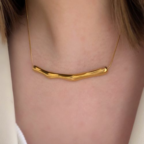 گردنبند طلایی دفرمه خظ خمیده استیل