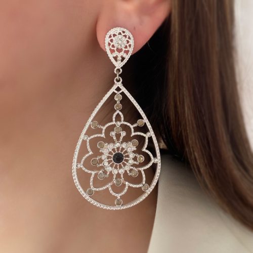 گوشواره آویز نگینی مجلسی نقره ای طرح قطره و گل