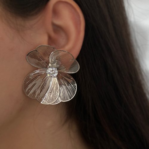 گوشواره گل نقره ای تک نگین