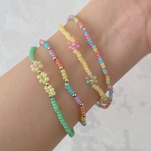 دستبند ست چهار تایی با رنگ های پاستیلی شاد