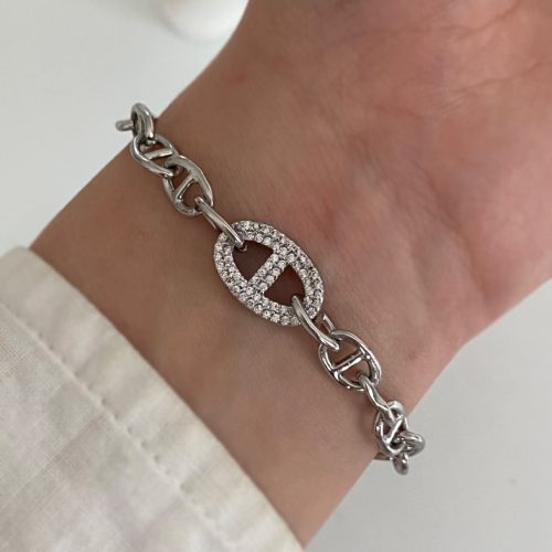 دستبند نقره ای نگینی طرح بیضی