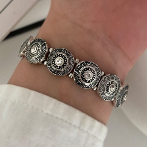 دستبند کشی سیاه قلم ورشو طرح سنتی نگینی