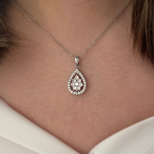 گردنبند اشک بلورین