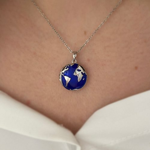 گردنبند لاکت طرح کره ی زمین آبی نقره ای