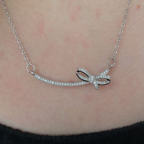 گردنبند پاپیون نگینی نقره ای